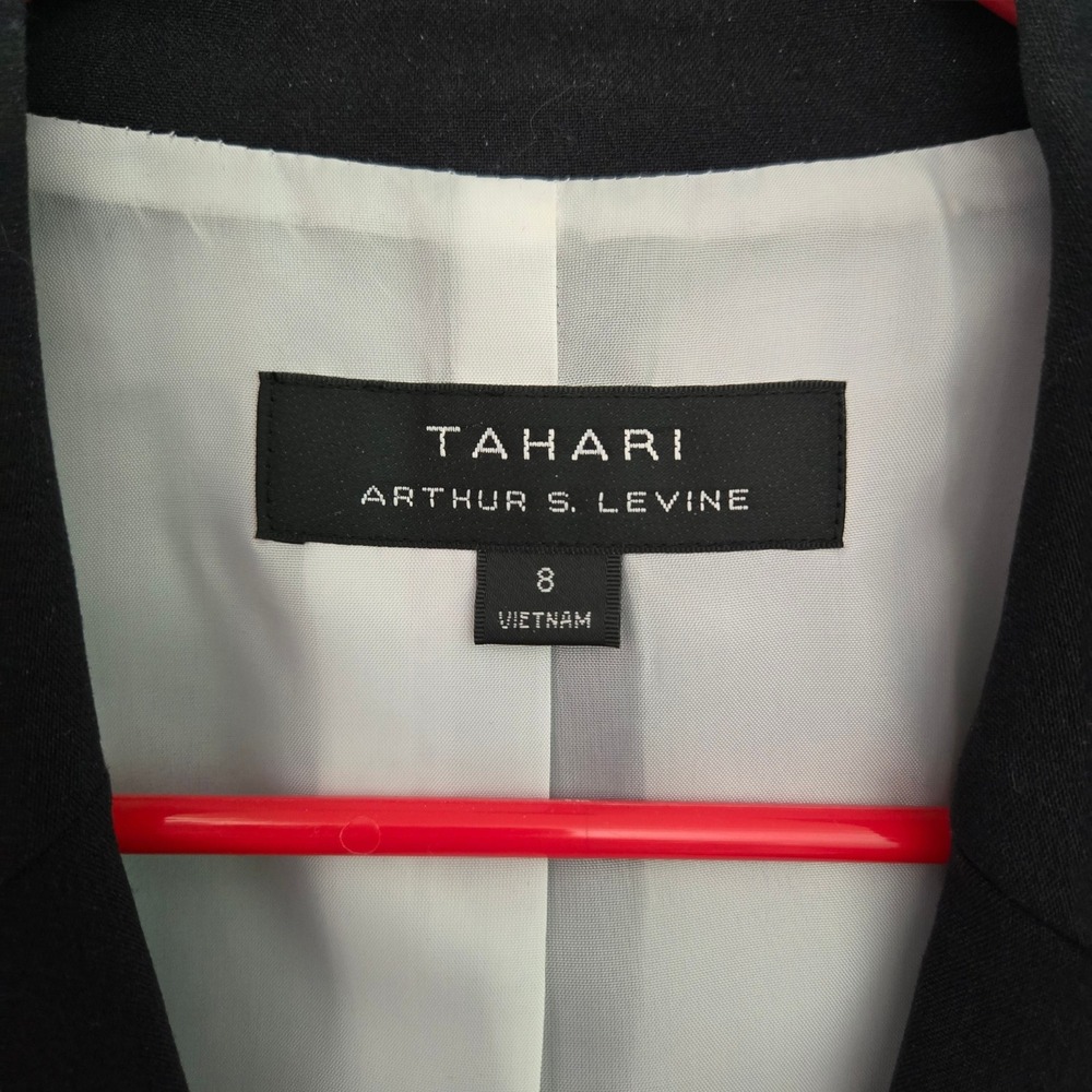 Tahari Arthur S Levine Womens Black Single Button Blazer Career Academia Size 8 - Picture 3 of 10